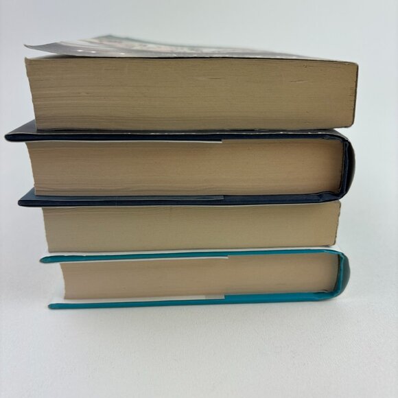 4 Lot of Marie Lu Books Rose Society & Young Elites & Midnight Star & War Cross - Picture 4 of 7